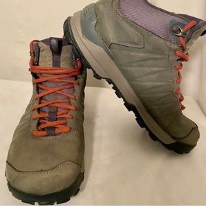 Oboz Sypes Mid Leather B-Dry Hiking Boots